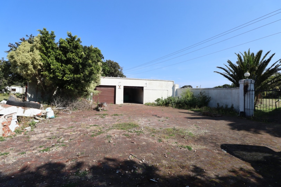 Commercial Property for Sale in Chelsea Eastern Cape